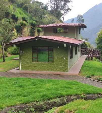 "Casa Verde" En Banos De Agua Santa Con Vista Al Volcan Tungurahua Exteriör bild