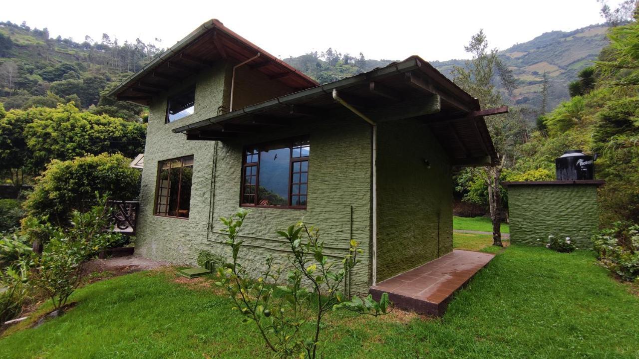 "Casa Verde" En Banos De Agua Santa Con Vista Al Volcan Tungurahua Exteriör bild
